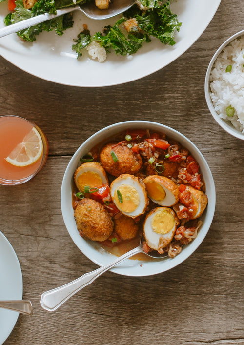 Hetty's Golden Burmese Egg Curry